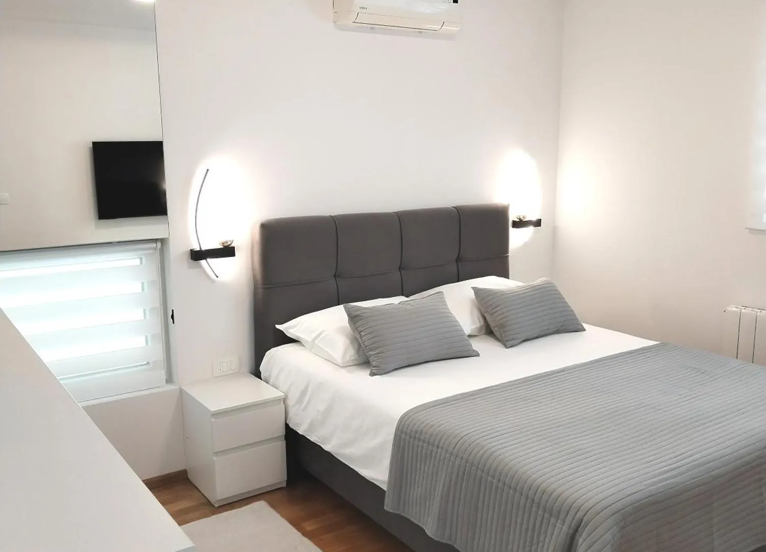 Bella Vista - Cozy Apartments With Easy Check-In And Free Parking Split