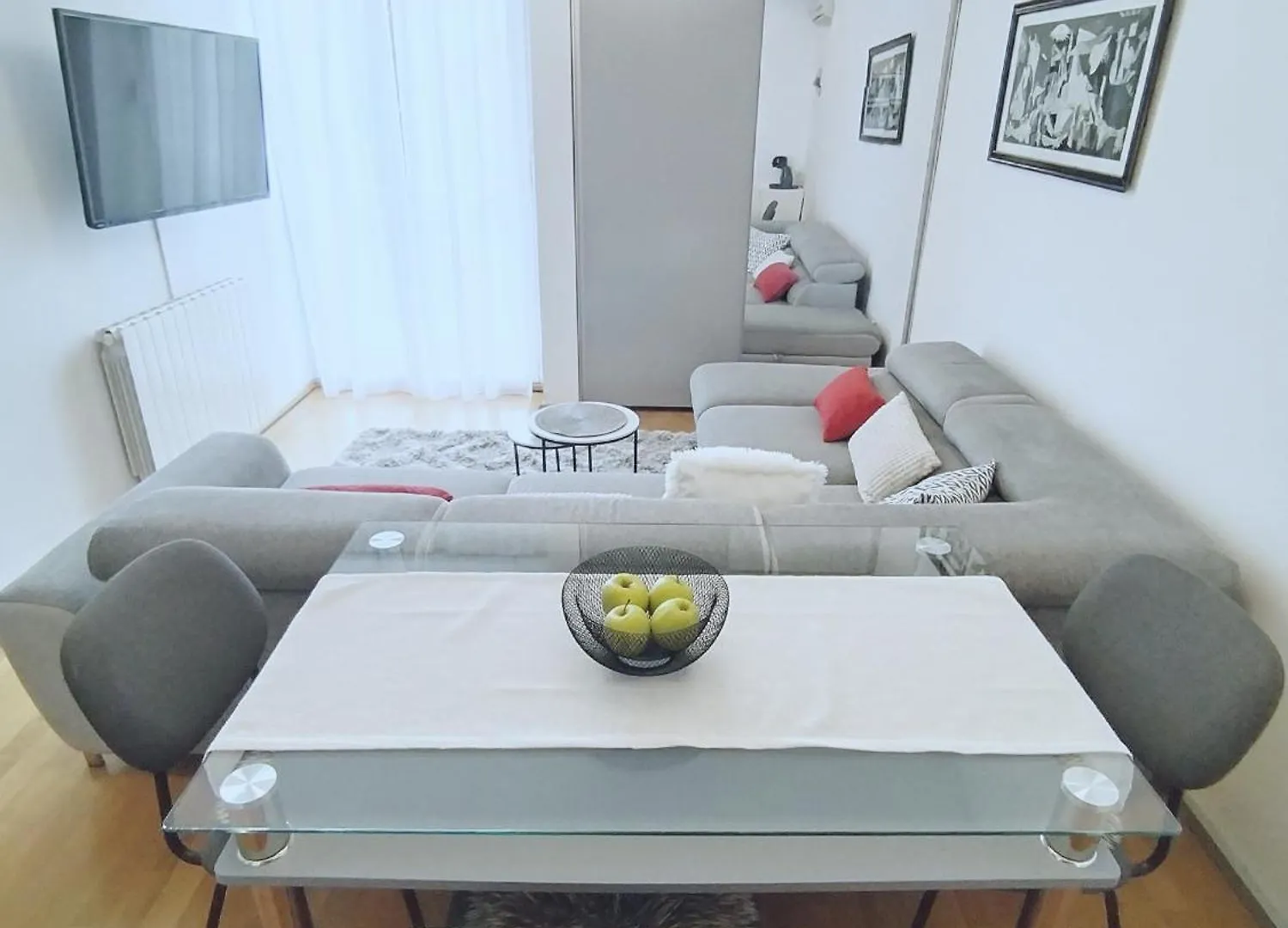 Bella Vista - Cozy Apartments With Easy Check-In And Free Parking Split 0*,